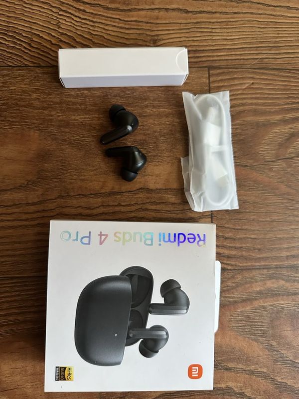 Наушники Redmi Buds 4 pro Наушники Redmi Buds 4 pro