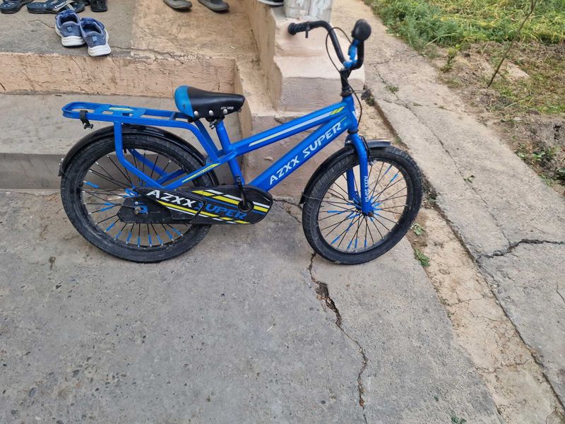 Velosiped srochna sotiladi Velosiped srochna sotiladi
