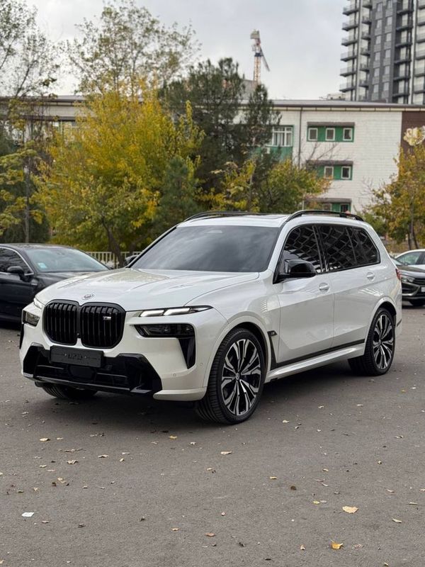 В продаже ! Автомобиль BMW X 7 M60i