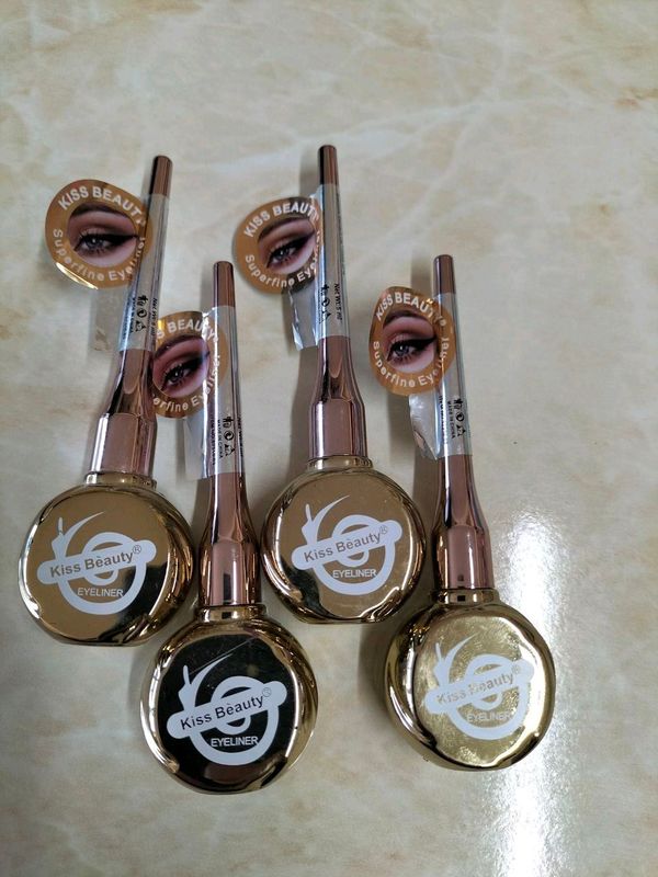 Eyeliner Eyeliner