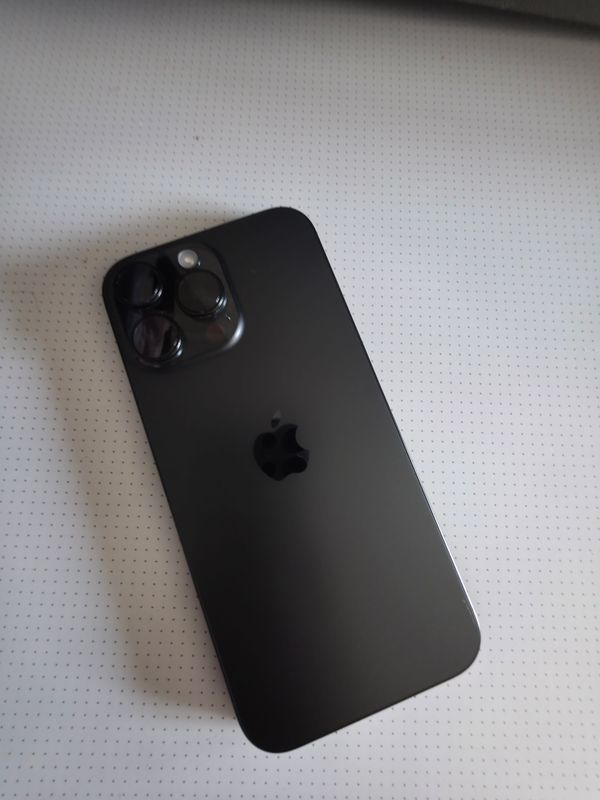 iphone 16 pro max 256 98% yomkis