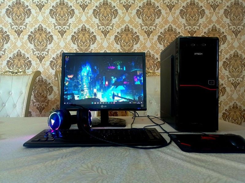 Компьютер полный комплект для работы и игры Компьютер полный комплект для работы и игры