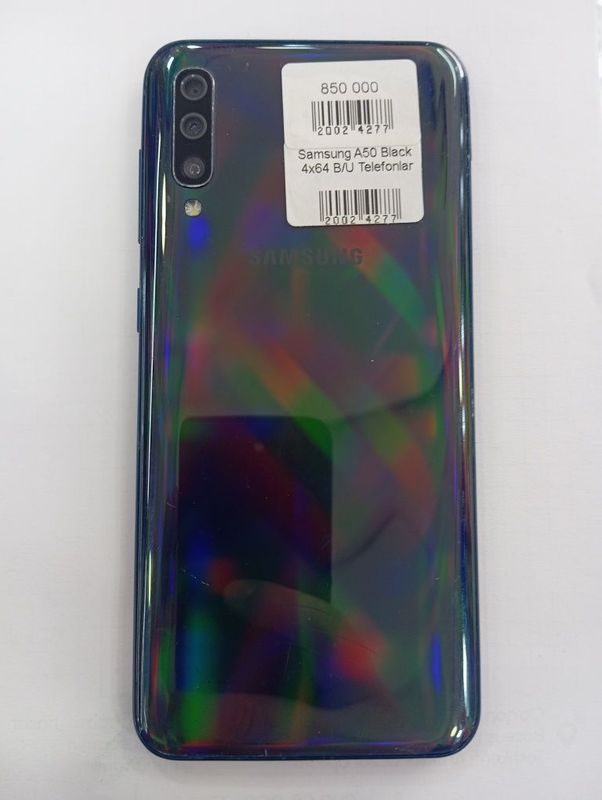 Samsung Galaxy A50 4/64 sotiladi