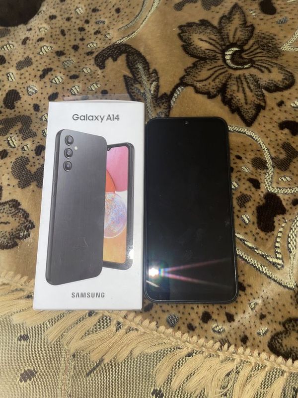 SAMSUNG Galaxy A14 SAMSUNG Galaxy A14