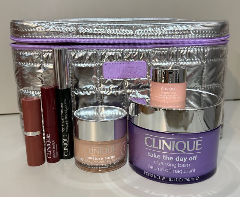 Набор от Clinique Набор от Clinique