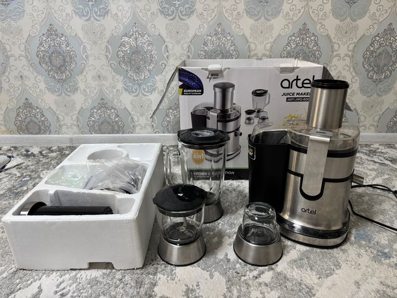 KITCHEN COLLECTION