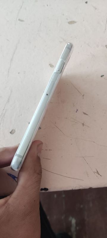 iPhone 8 64gb ideal