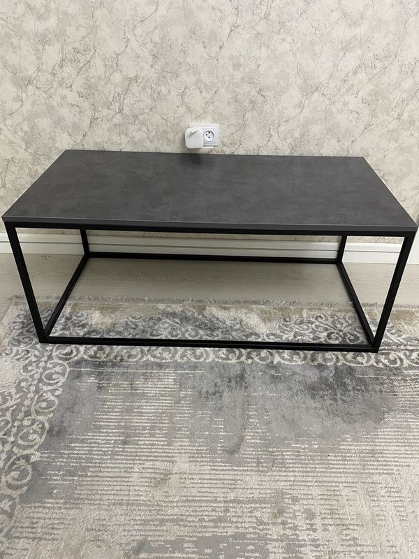 Jurnalniy stol loft Jurnalniy stol loft