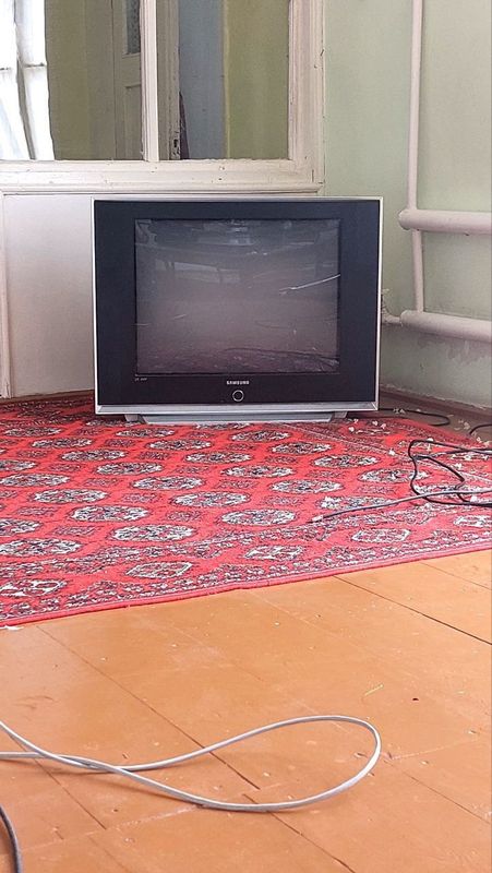 Телевизор 500 000