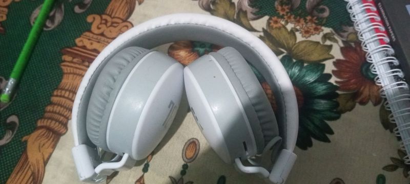 JBL headphone bluetooth naushnik