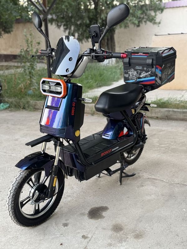 Elektir skuter bonvi 6 akumlyatorli tezlik 60 km Elektir skuter bonvi 6 akumlyatorli tezlik 60 km