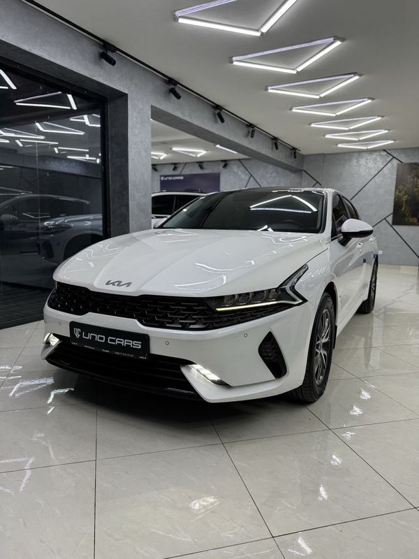 Kia K5 в отличном состоянии Kia K5 в отличном состоянии