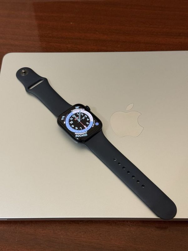 Apple watch 7 45mm Midnight Apple watch 7 45mm Midnight