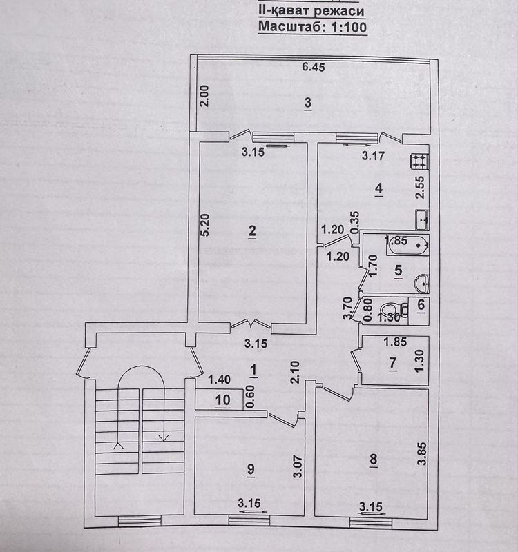 Продается 3/2/4 со средним ремонтом.
