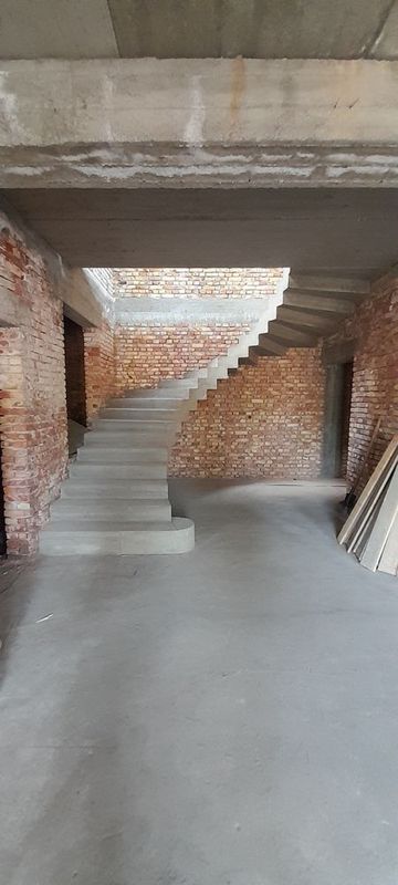 Qarshi beton zina Qarshi beton zina