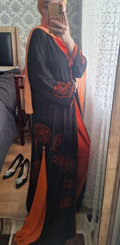 Abaya Dubayski