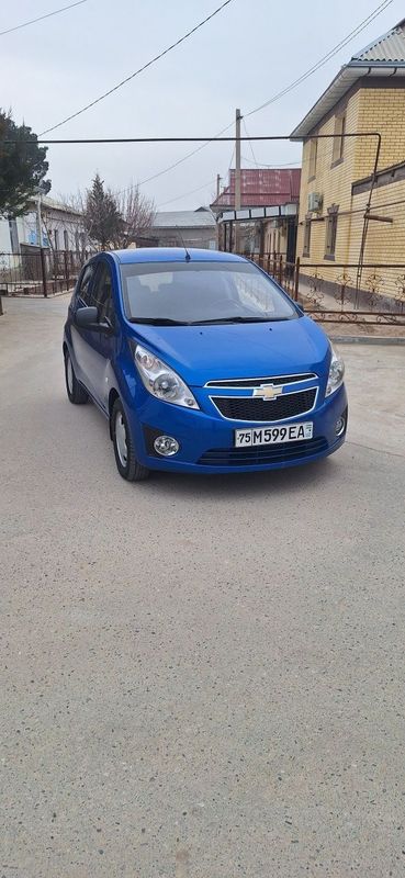 Спарк сотилади срочно