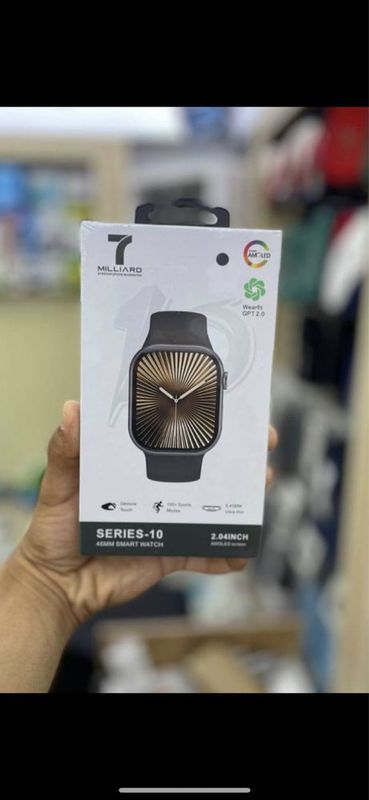 WATCH 7 Milard. WATCH 7 Milard.