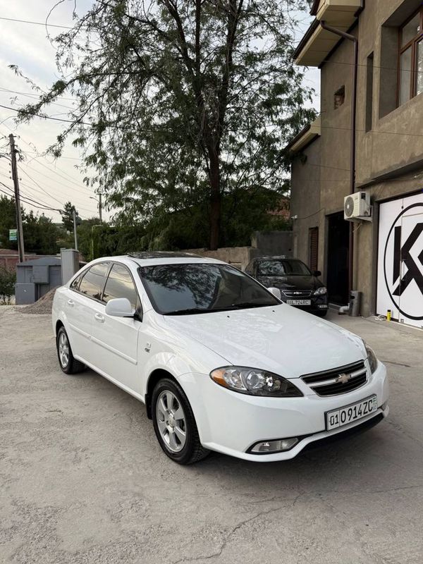 Jentra 2020 yil 78000 km yurgan Jentra 2020 yil 78000 km yurgan