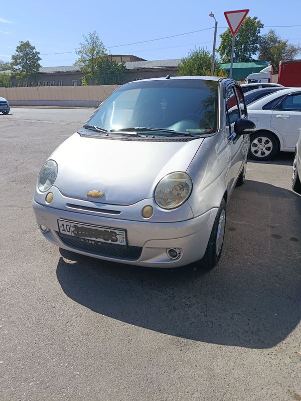Srochna sotiladi matiz 2013 benzinda