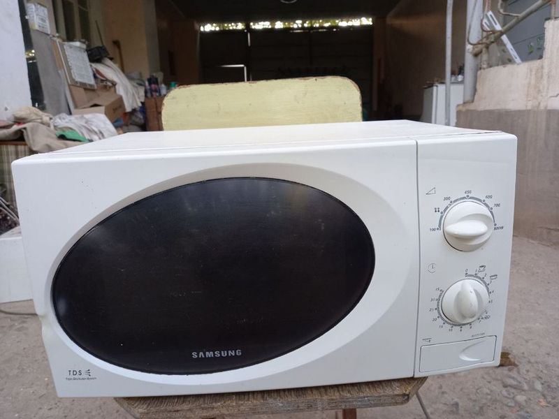 Mikrovalnofka samsung ishlaydi