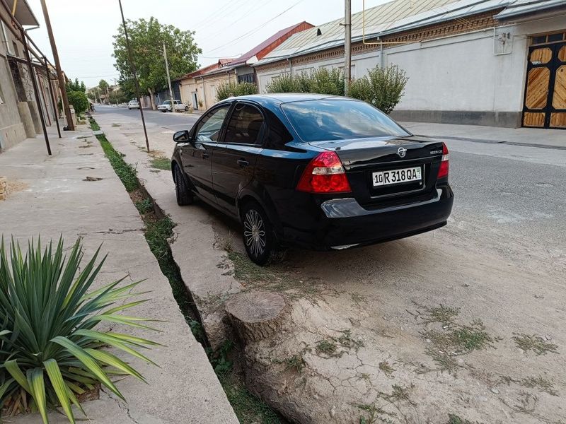 Nexia 3 prastoy metan radnoy