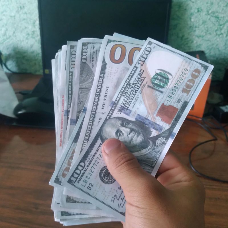 Soxta Dollar (kolleksiya uchun) - 2100$ Soxta Dollar (kolleksiya uchun) - 2100$