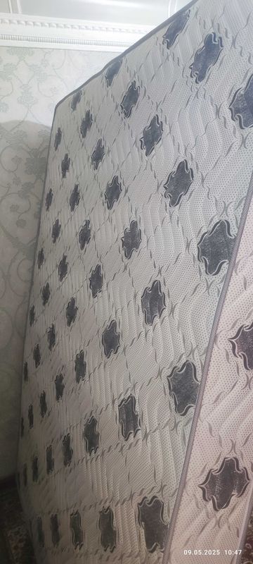 Matras sotiladi, holati yangi Matras sotiladi, holati yangi