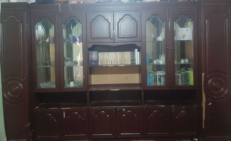 Mebel versachi sotiladi Mebel versachi sotiladi
