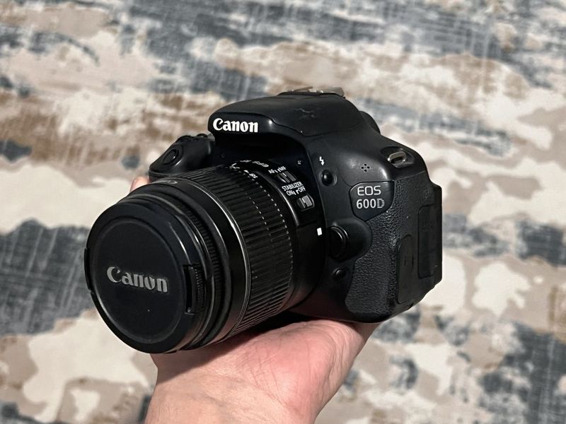 Canon 600D DSLR