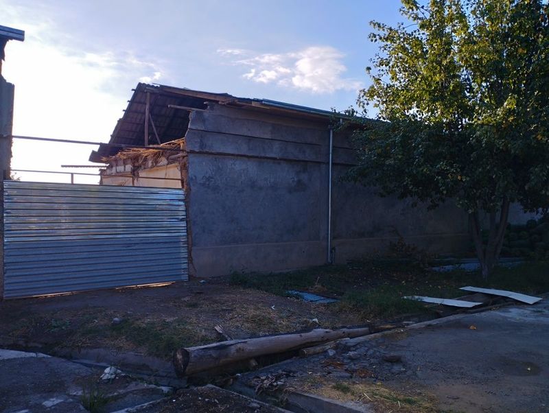 Er sotiladi 4 sotix ipakchilikdan 1 km uzoqlikda yoshleninchida Er sotiladi 4 sotix ipakchilikdan 1 km uzoqlikda yoshleninchida