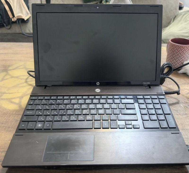 Hp 4520s i3 ssd256 /hd512GB Hp 4520s i3 ssd256 /hd512GB