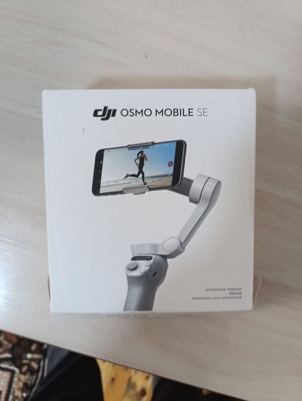 Dji osmo mobile se xolati ideal 1xaftayam ishlatilmagan Dji osmo mobile se xolati ideal 1xaftayam ishlatilmagan