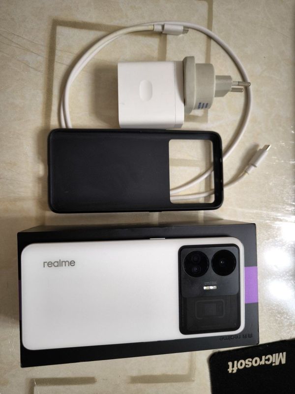 Realme GT Neo 5 16+12gb/256 Realme GT Neo 5 16+12gb/256