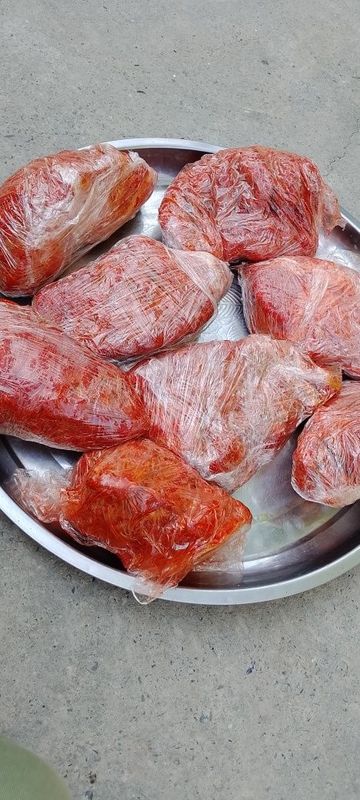 Qoʻy dummasi tutundan dimlab pishirilgan kaptitqilingan mazali foydali Qoʻy dummasi tutundan dimlab pishirilgan kaptitqilingan mazali foydali