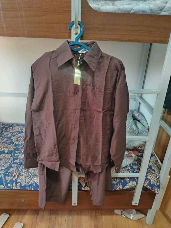 Ayollar kiyimi Ayollar kiyimi