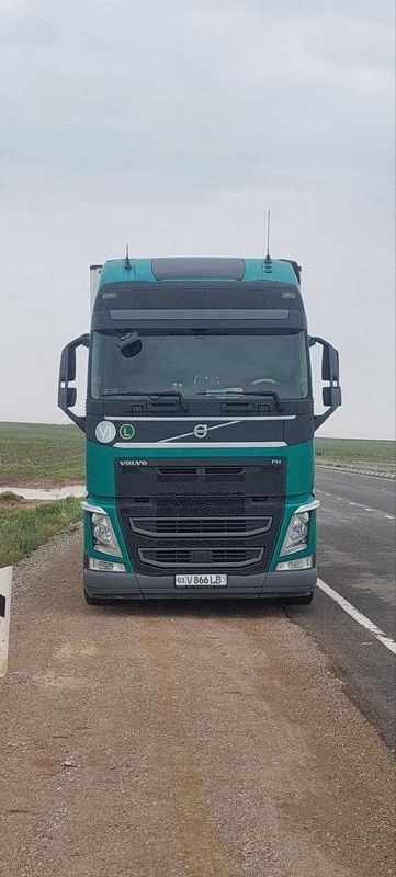 Продается Volvo FH + рефрижератор Schmitz Продается Volvo FH + рефрижератор Schmitz