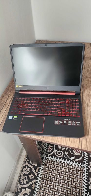 Acer Nitro 5, Core i7 9750H, 16Gb RAM, Geforce RTX 2060 Acer Nitro 5, Core i7 9750H, 16Gb RAM, Geforce RTX 2060