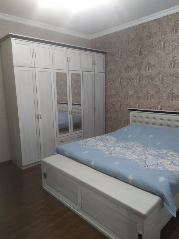 Mirzo Uluğbek metrosi yonida ijaraga uy Mirzo Uluğbek metrosi yonida ijaraga uy