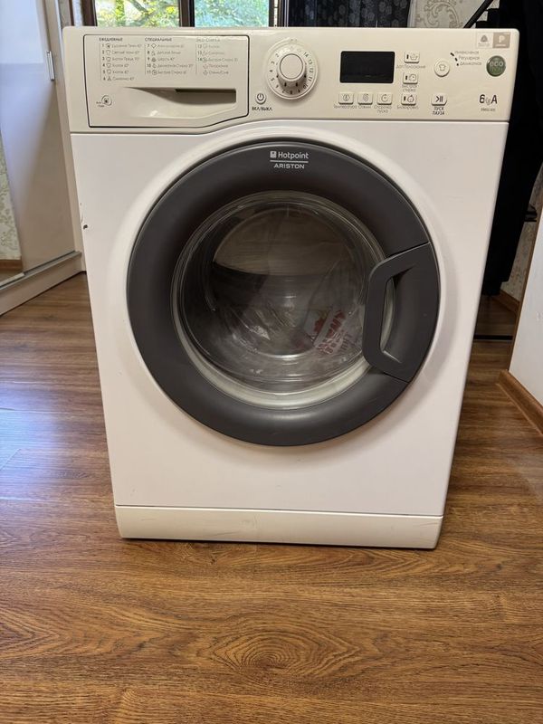 Стиральная машинка Hotpoint ariston