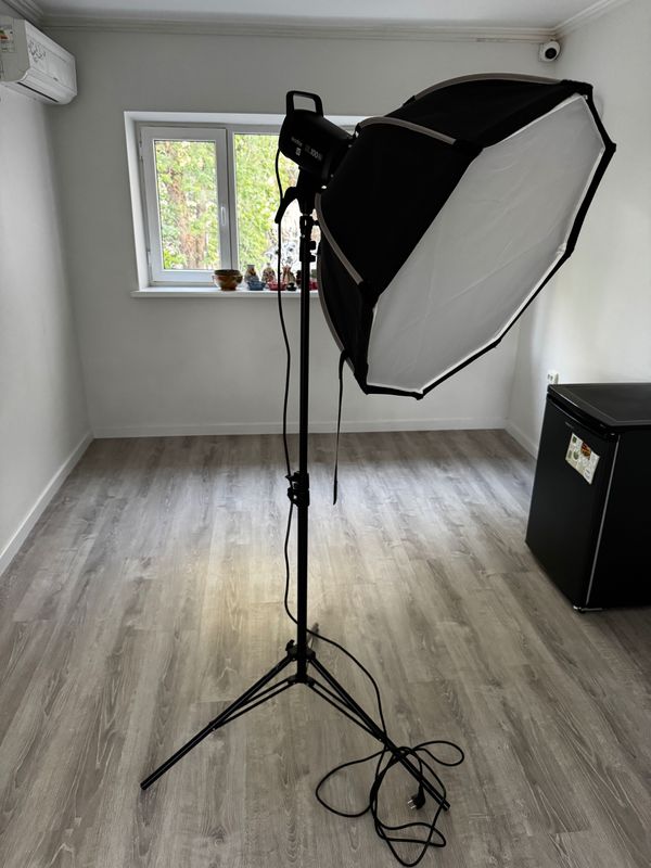 Godox SL100 Bi Видео-свет со стойкой постоянный Godox SL100 Bi Видео-свет со стойкой постоянный