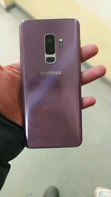 Samsung Galaxy s9+ holati ideal xotira 64/6