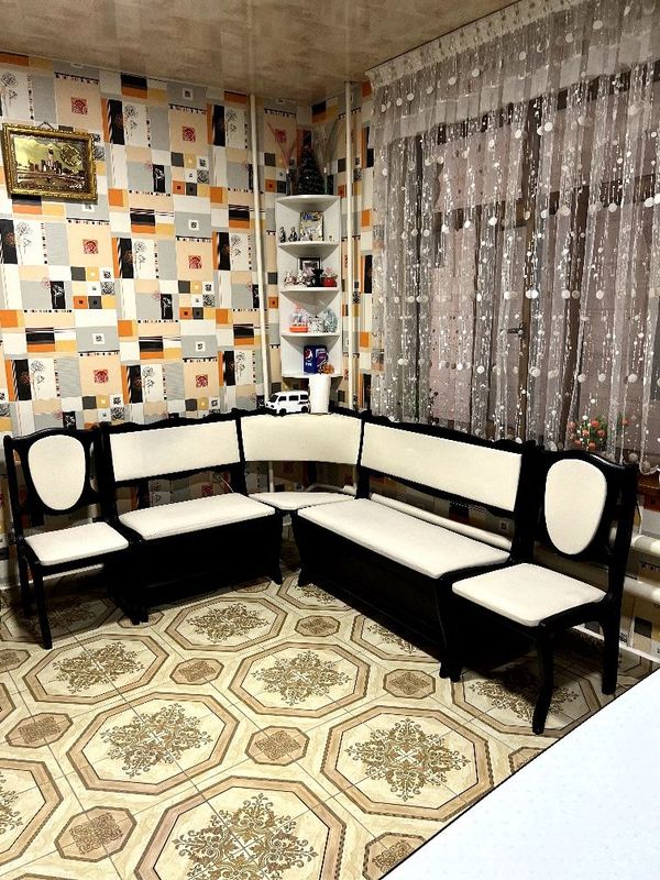 Кухонный уголок в хорошем состоянии Кухонный уголок в хорошем состоянии