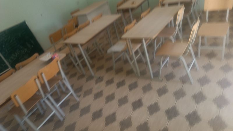 parta va stollar srochniy sotiladi parta va stollar srochniy sotiladi
