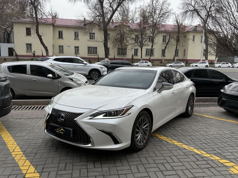 Lexus ES300 hybrid