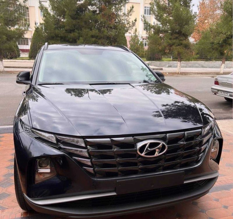 Продам свою Hundai Tucson, пробег 7000, выпуск 2022, темно-синий. Продам свою Hundai Tucson, пробег 7000, выпуск 2022, темно-синий.