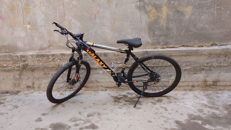Velosiped 26 galaxy zor xolatda ishi yoq