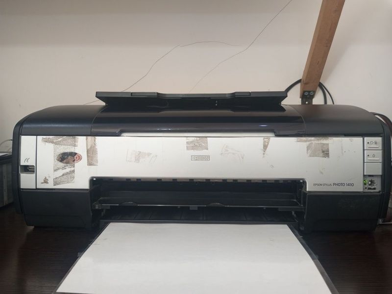 Цветной принтер Epson 1410 Цветной принтер Epson 1410