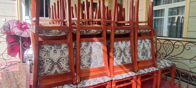 Mebelni stol stul sotiladi Holati yaxshi Stolini hontaxta qilsaham bo