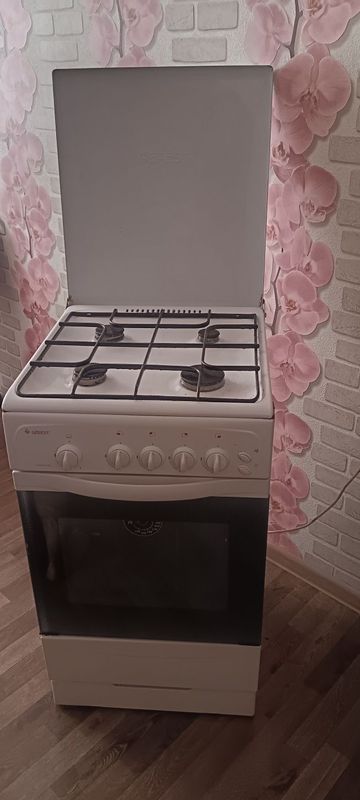 Продам газовую плиту Продам газовую плиту